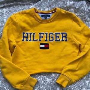 Tommy Hilfiger cropped sweater